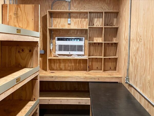 53FT Modified interior office 53HC Shipping Container - Image 2