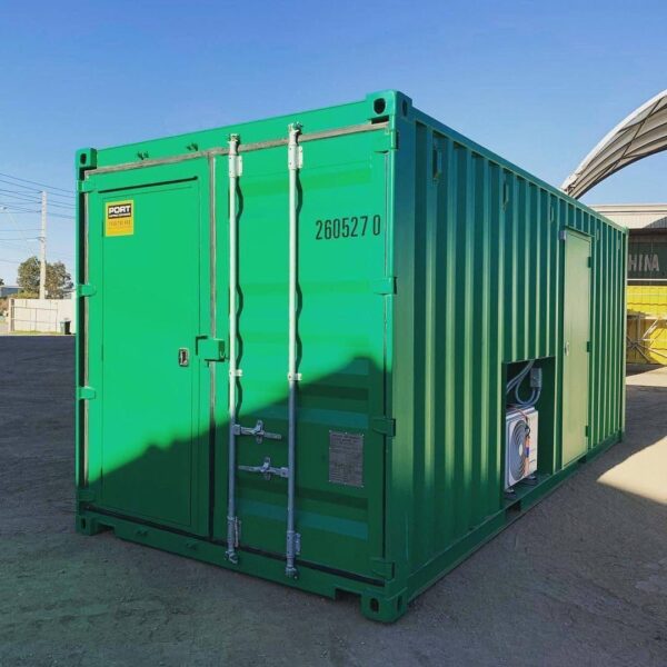 Newly Arrived 10ft Shipping container - Image 4